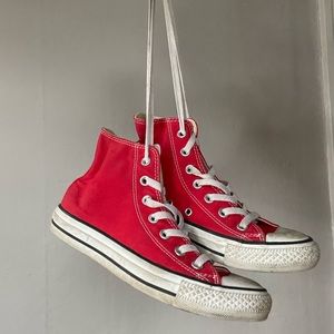 Red high top chuck taylor converse